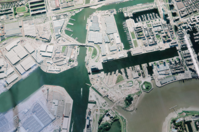 Hafen Antwerpen-Zeebrugge von oben 