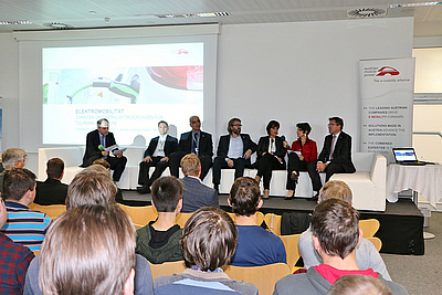 "E-Mobility on Stage 2016“ on Tour in Kärnten, bei INFINEON Austria in Villach. Fotocredits: Austrian Mobile Power